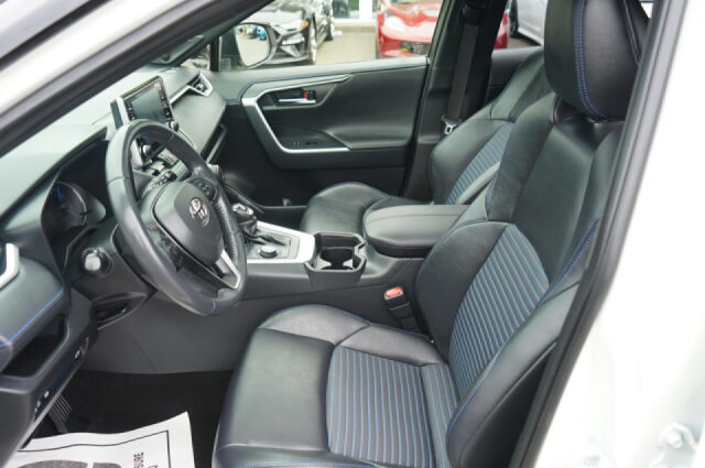 2019 Toyota RAV4 Hybrid XSE Image 13