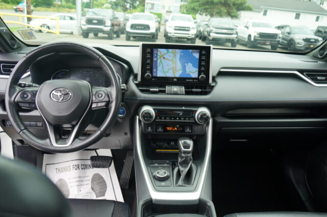 2019 Toyota RAV4 Hybrid XSE Image 15