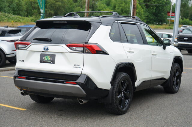 2019 Toyota RAV4 Hybrid XSE Image 5