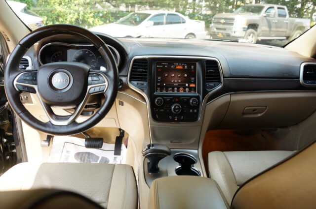 2014 Jeep Grand Cherokee Overland Image 18