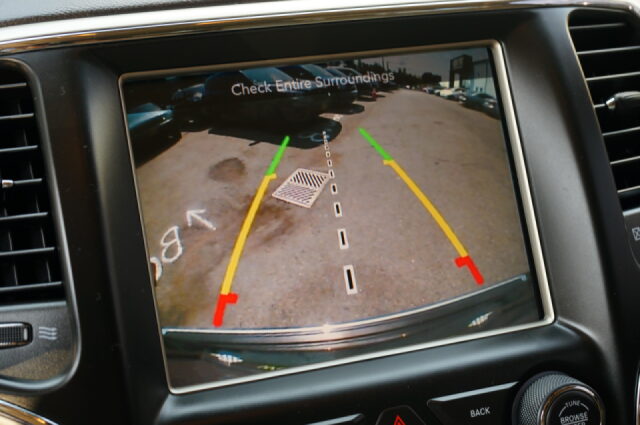 2014 Jeep Grand Cherokee Overland Image 24